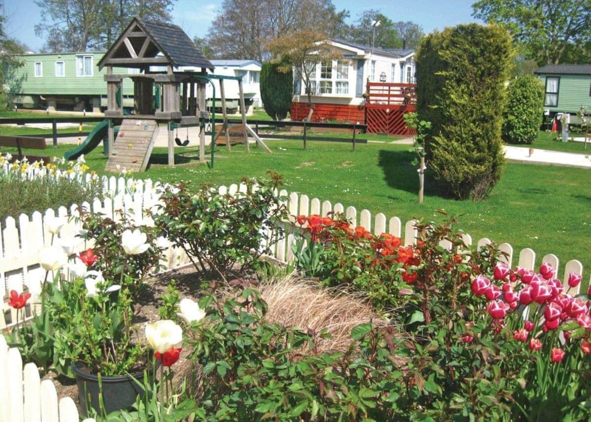 Weir Country Park Hotel Holtby Kültér fotó
